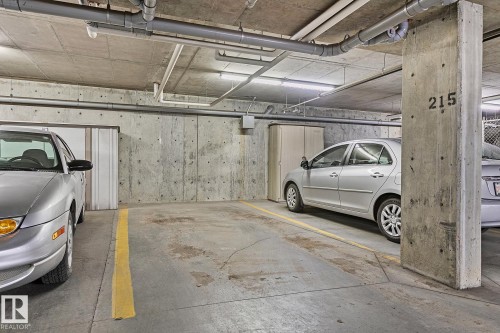 413 6084 Stanton Drive, Edmonton, AB - Indoor Photo Showing Garage