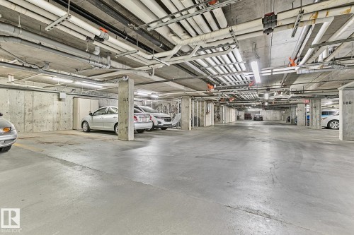 413 6084 Stanton Drive, Edmonton, AB - Indoor Photo Showing Garage