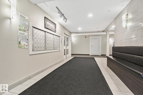 413 6084 Stanton Drive, Edmonton, AB - Indoor Photo Showing Other Room