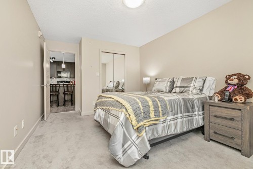 413 6084 Stanton Drive, Edmonton, AB - Indoor Photo Showing Bedroom