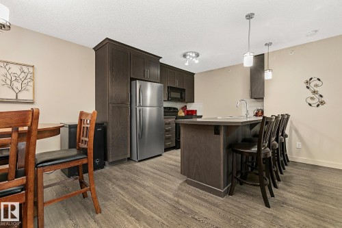 413 6084 Stanton Drive, Edmonton, AB - Indoor