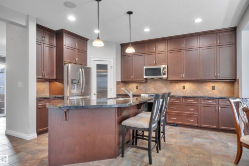 861 Southfork Green, Leduc, AB - Indoor Photo Showing Kitchen With Stainless Steel Kitchen With Upgraded Kitchen