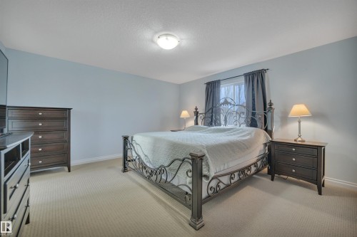 861 Southfork Green, Leduc, AB - Indoor Photo Showing Bedroom