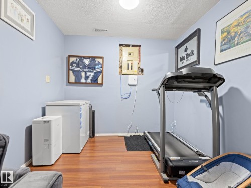 3607 44 Avenue, Edmonton, AB - Indoor