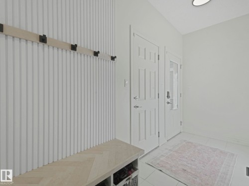 4049 Allan Crescent, Edmonton, AB - Indoor Photo Showing Other Room