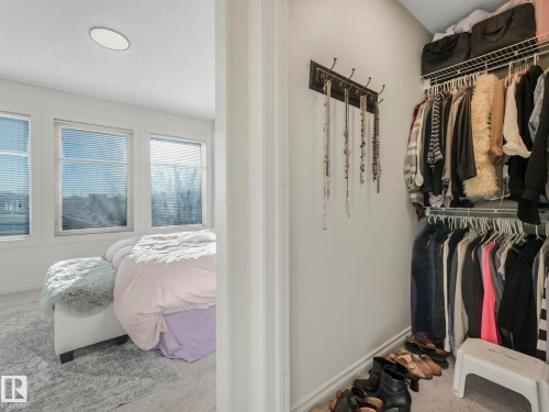 4049 Allan Crescent, Edmonton, AB - Indoor With Storage