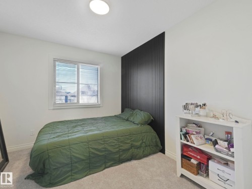 4049 Allan Crescent, Edmonton, AB - Indoor Photo Showing Bedroom