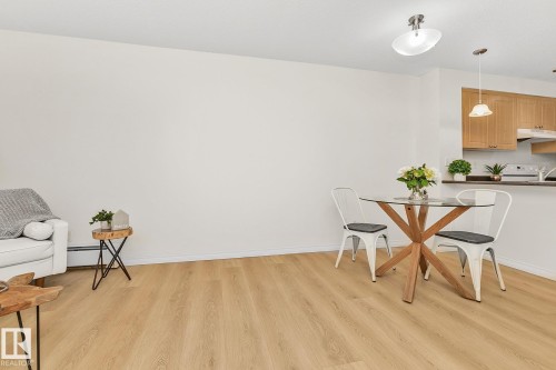 112 630 Mcallister Loop, Edmonton, AB - Indoor Photo Showing Dining Room