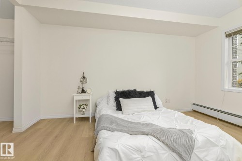 112 630 Mcallister Loop, Edmonton, AB - Indoor Photo Showing Bedroom