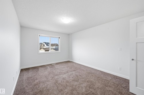 3607 Atkinson Loop, Edmonton, AB - Indoor Photo Showing Other Room