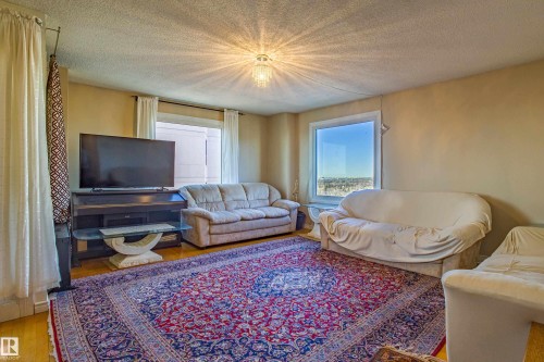 1703 12303 Jasper Avenue, Edmonton, AB - Indoor Photo Showing Living Room