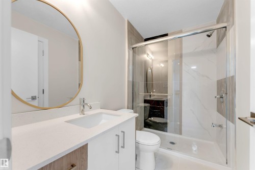 16115 100A Avenue, Edmonton, AB - Indoor Photo Showing Bathroom