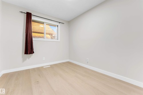 16115 100A Avenue, Edmonton, AB - Indoor Photo Showing Other Room