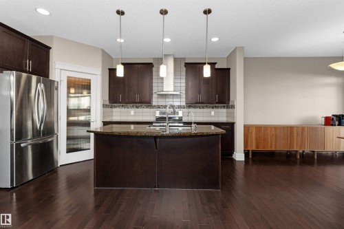 3856 Agar Green, Edmonton, AB - Indoor Photo Showing Kitchen With Upgraded Kitchen
