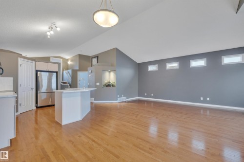14047 136 Street, Edmonton, AB - Indoor Photo Showing Kitchen