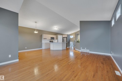 14047 136 Street, Edmonton, AB - Indoor