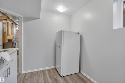 14047 136 Street, Edmonton, AB - Indoor Photo Showing Laundry Room