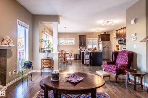 3 Elista Crest, St. Albert, AB - Indoor Photo Showing Living Room
