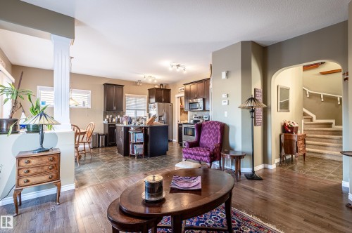 3 Elista Crest, St. Albert, AB - Indoor