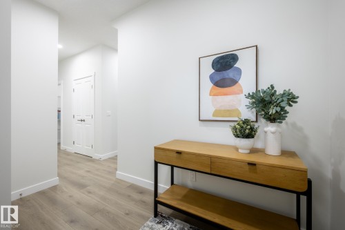 86 Gladstone Bend, Spruce Grove, AB - Indoor Photo Showing Other Room