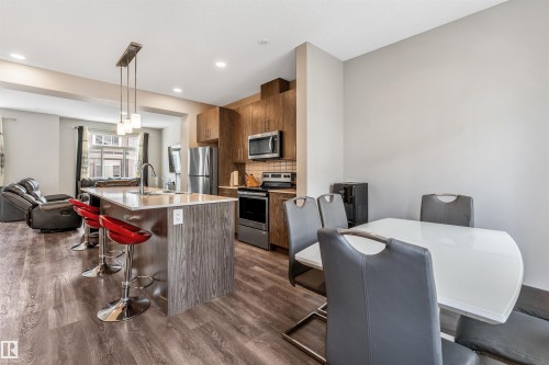 57 2215 24 Street, Edmonton, AB - Indoor