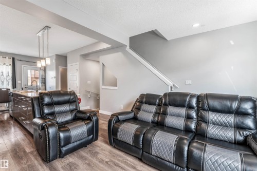 57 2215 24 Street, Edmonton, AB - Indoor Photo Showing Living Room