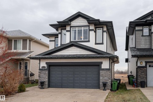 9715 205 Street, Edmonton, AB - Outdoor