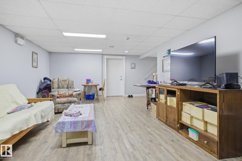 15331 104 Avenue, Edmonton, AB - Indoor