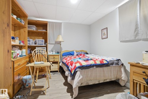 15331 104 Avenue, Edmonton, AB - Indoor Photo Showing Bedroom