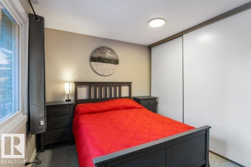 66 Forest Grove, St. Albert, AB - Indoor Photo Showing Bedroom