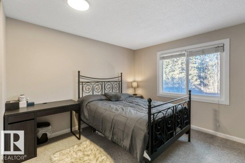66 Forest Grove, St. Albert, AB - Indoor Photo Showing Bedroom