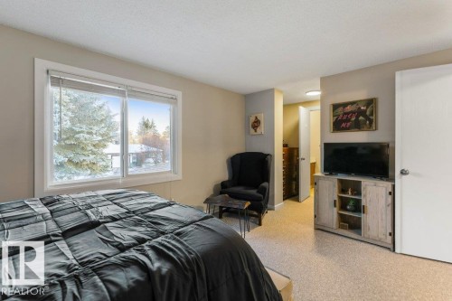 66 Forest Grove, St. Albert, AB - Indoor Photo Showing Bedroom