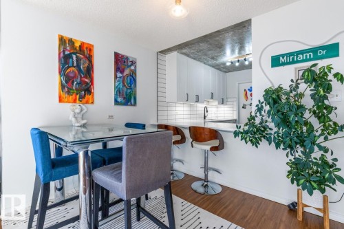 701 10011 123 Street, Edmonton, AB - Indoor