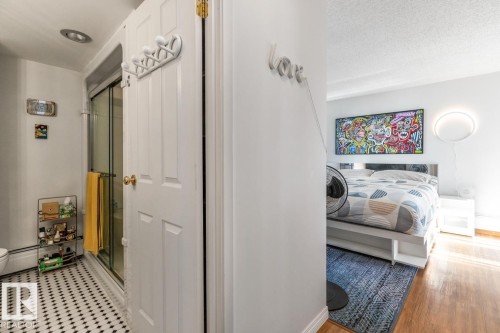 701 10011 123 Street, Edmonton, AB - Indoor Photo Showing Bedroom