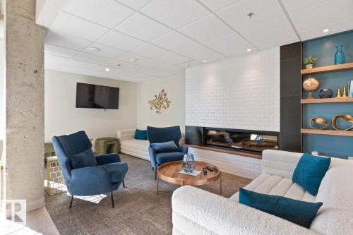 701 10011 123 Street, Edmonton, AB - Indoor Photo Showing Living Room