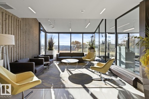 701 10011 123 Street, Edmonton, AB - Indoor
