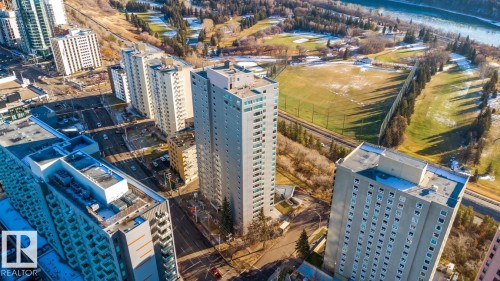 701 10011 123 Street, Edmonton, AB - Outdoor