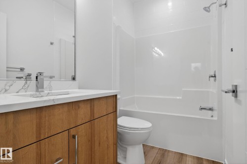 11927 90 Street, Edmonton, AB - Indoor Photo Showing Bathroom
