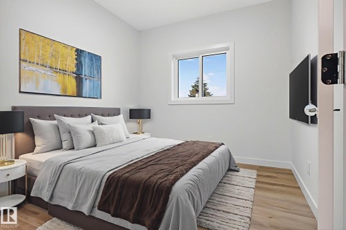 11927 90 Street, Edmonton, AB - Indoor Photo Showing Bedroom