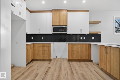 11927 90 Street, Edmonton, AB - Indoor Photo Showing Kitchen