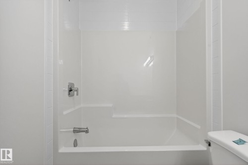 11927 90 Street, Edmonton, AB - Indoor Photo Showing Bathroom