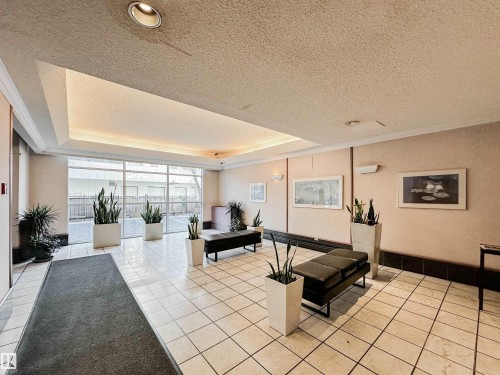 101 10140 120 Street, Edmonton, AB - Indoor Photo Showing Other Room