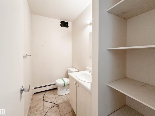 101 10140 120 Street, Edmonton, AB - Indoor Photo Showing Bathroom