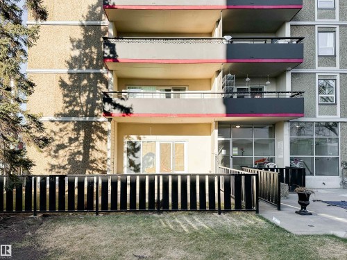 101 10140 120 Street, Edmonton, AB - Outdoor