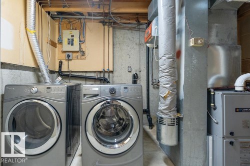 3317 139 Avenue, Edmonton, AB - Indoor Photo Showing Laundry Room
