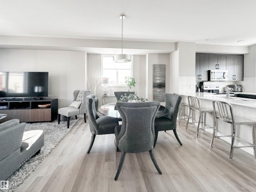 13 13139 205 Street, Edmonton, AB - Indoor