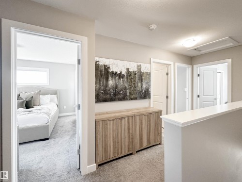 13 13139 205 Street, Edmonton, AB - Indoor