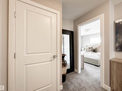 13 13139 205 Street, Edmonton, AB - Indoor Photo Showing Other Room