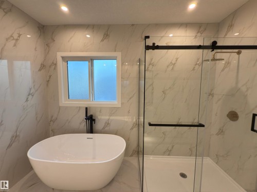 174 Caledon Crescent, Spruce Grove, AB - Indoor Photo Showing Bathroom