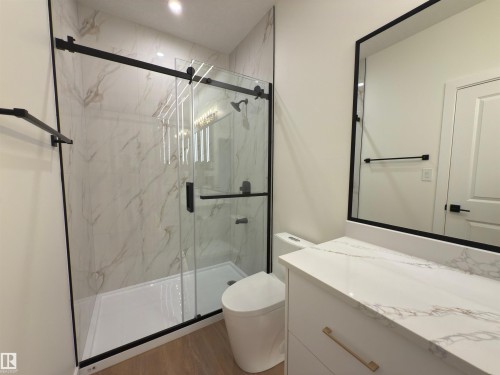 174 Caledon Crescent, Spruce Grove, AB - Indoor Photo Showing Bathroom